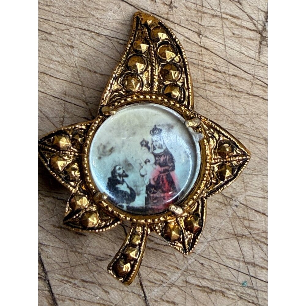Gold-Tone Leaf Religious Brooch With Virgin Mary & Child Centerpiece Made In Ita